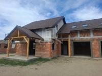 Taksony Ikerház